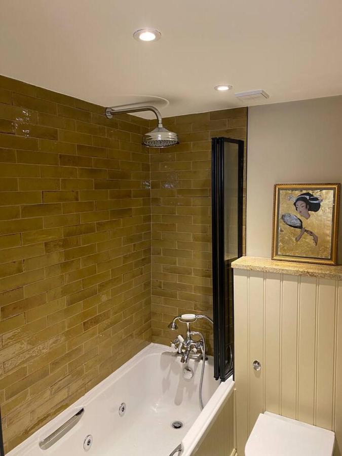 Linden Retreat Apartment Brimscombe Екстериор снимка